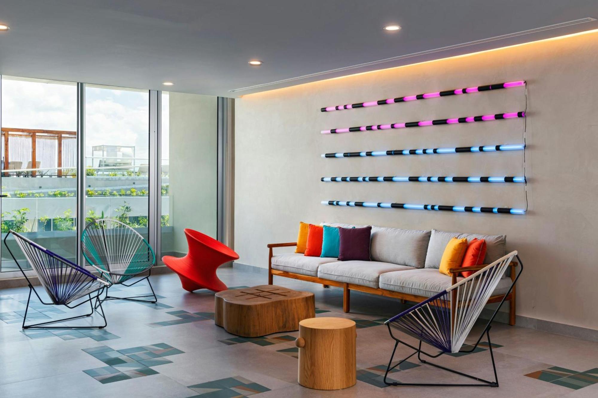 Aloft Playa Del Carmen Hotel Exterior photo