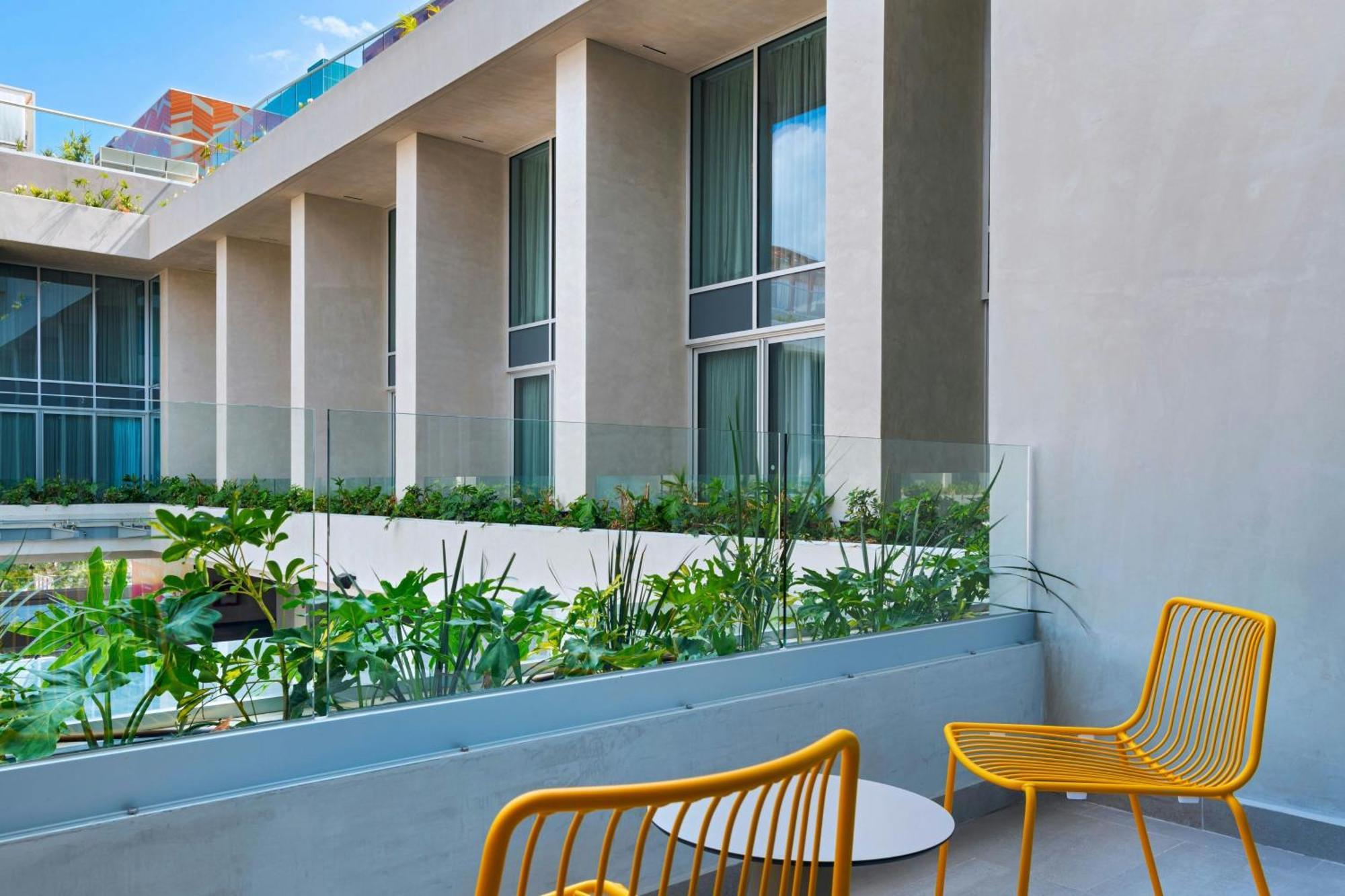 Aloft Playa Del Carmen Hotel Exterior photo